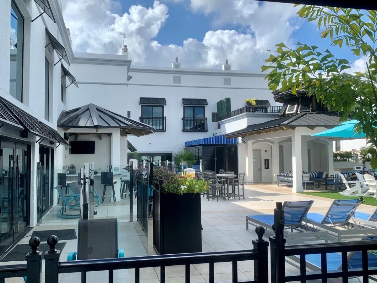 On Fifth Hotel North Naples